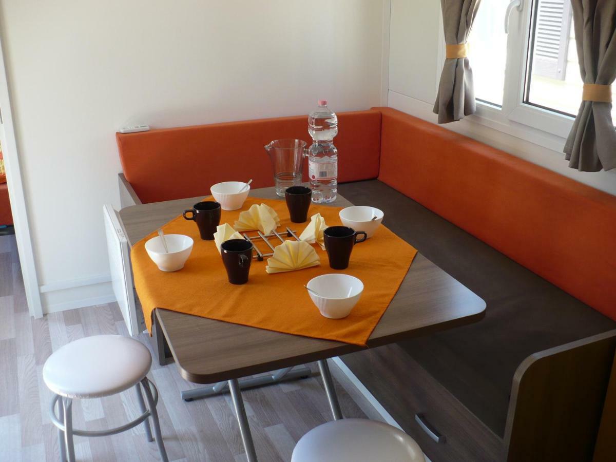 Victoria Mobilehome In Solaris Fkk Naturist Camping Resort Porec Esterno foto